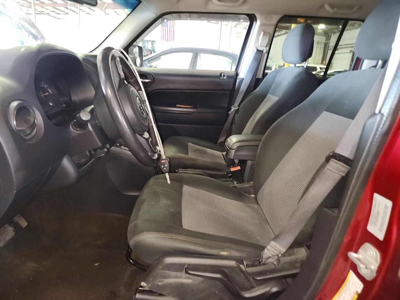 2016 Jeep Patriot Latitude - Фото 7