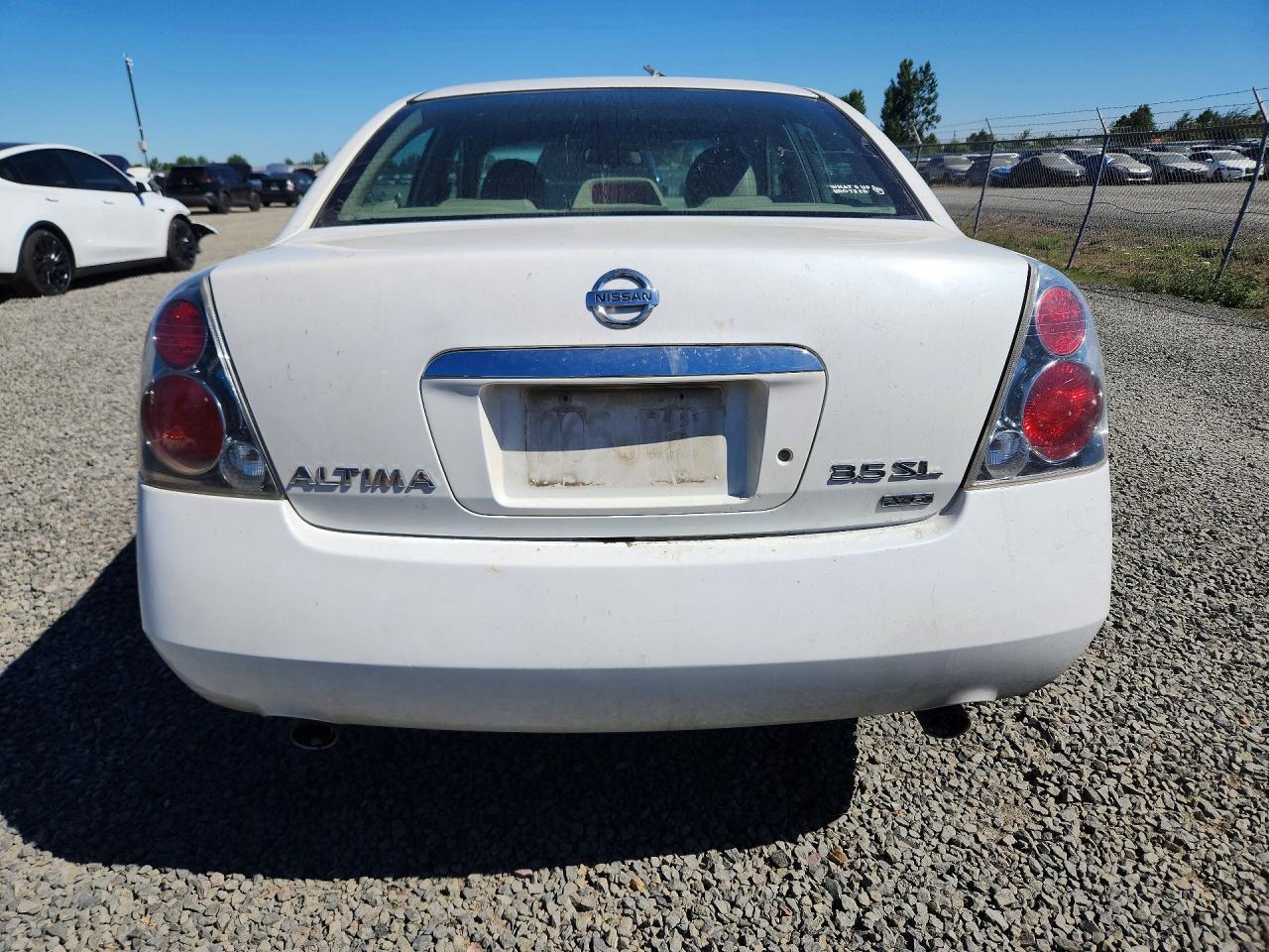 2006 Nissan Altima 3.5 Se - Фото 6