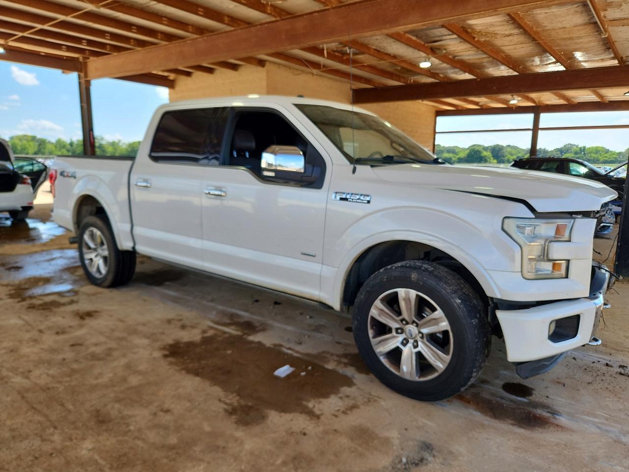 2015 Ford F150 Supercrew - Фото 4