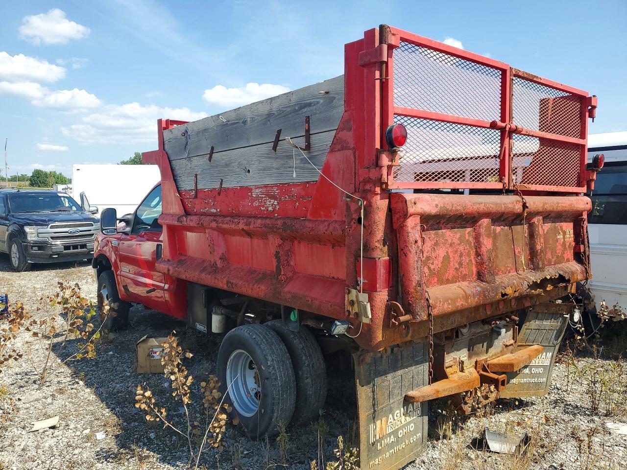 2007 Ford F350 Super Duty Dump Truck - Фото 2