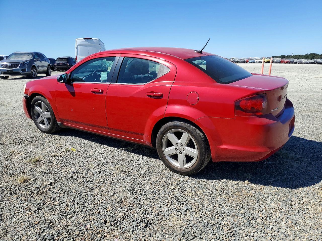 2013 Dodge Avenger Se - Фото 2