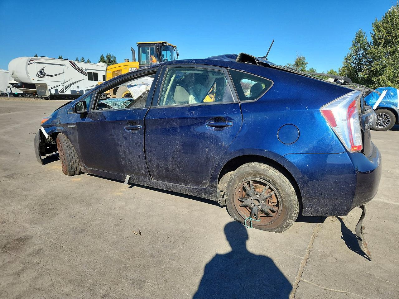 2014 Toyota Prius Three - Image 2