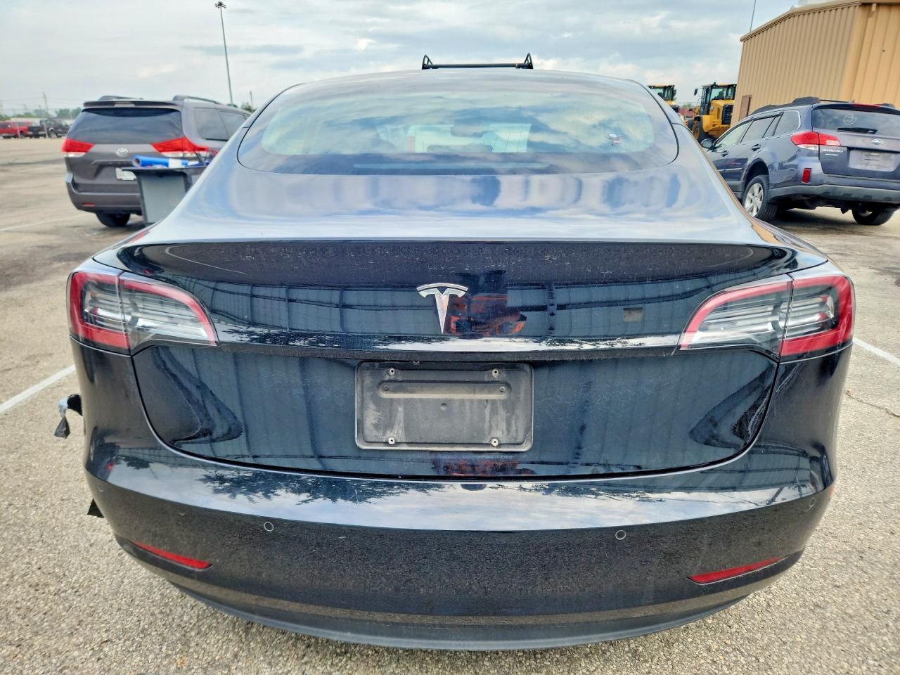2019 Tesla Model 3 - Фото 6