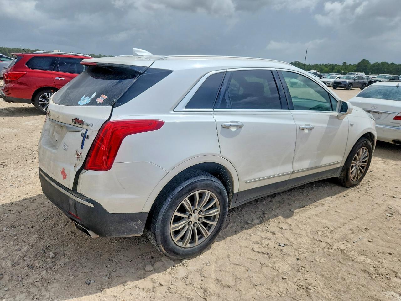 2017 Cadillac Xt5 Luxury - Фото 3