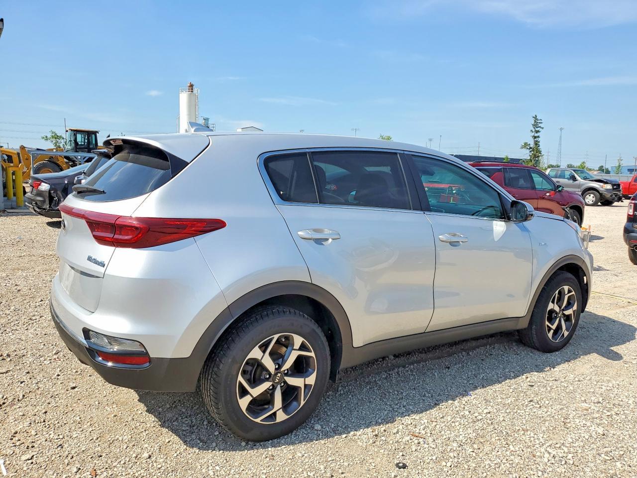 2020 Kia Sportage Lx - Фото 3