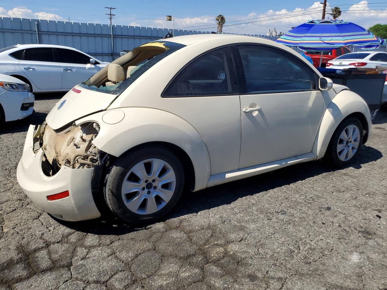 2008 Volkswagen New Beetle S - Фото 3