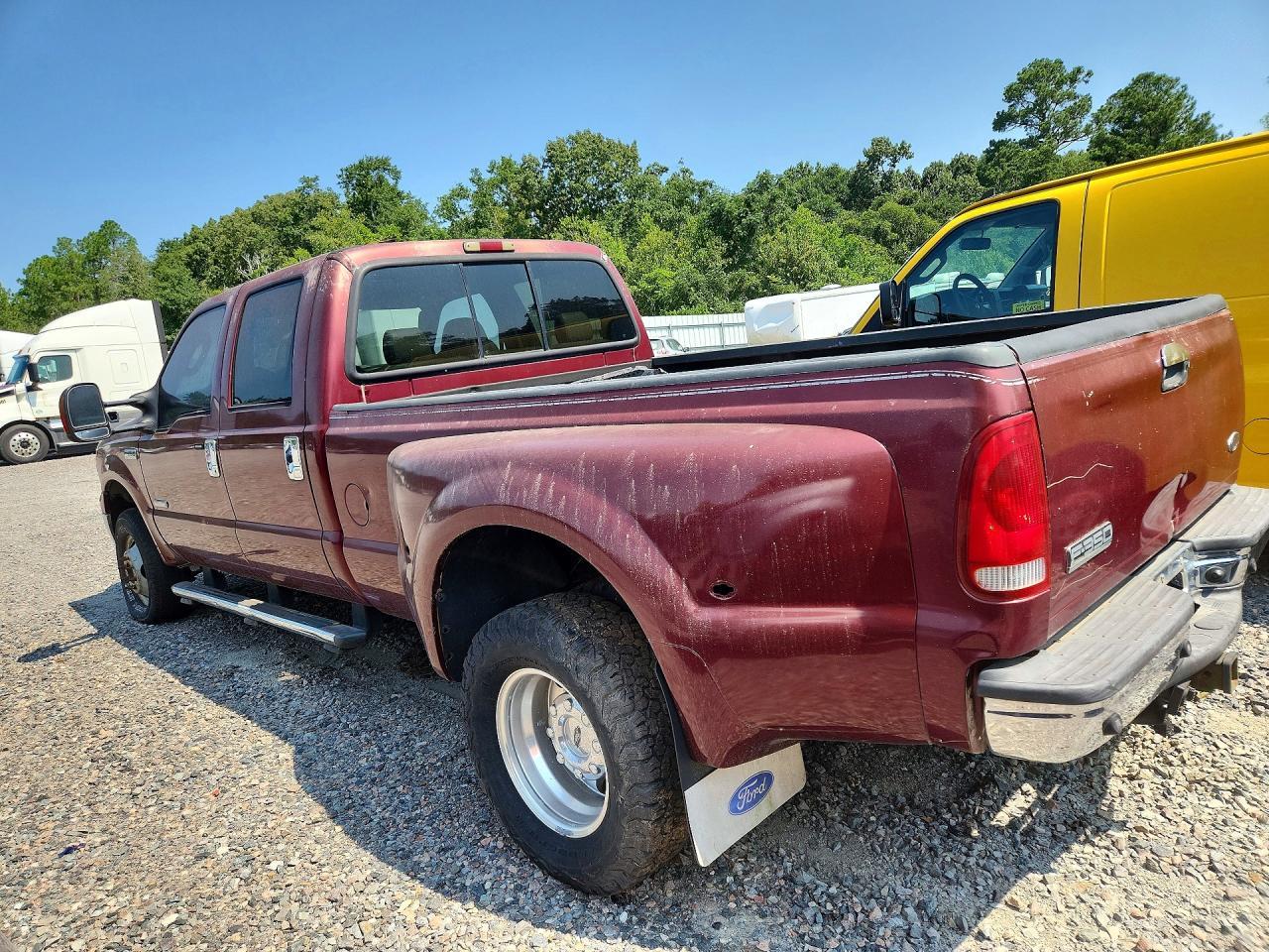 2005 Ford F350 Super Duty - Фото 2