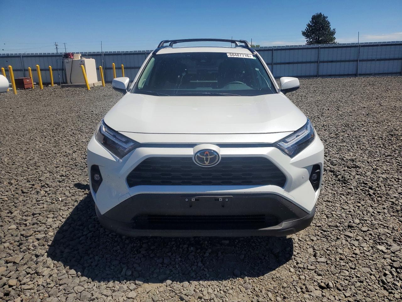 2025 Toyota Rav4 Xle Premium - Image 5