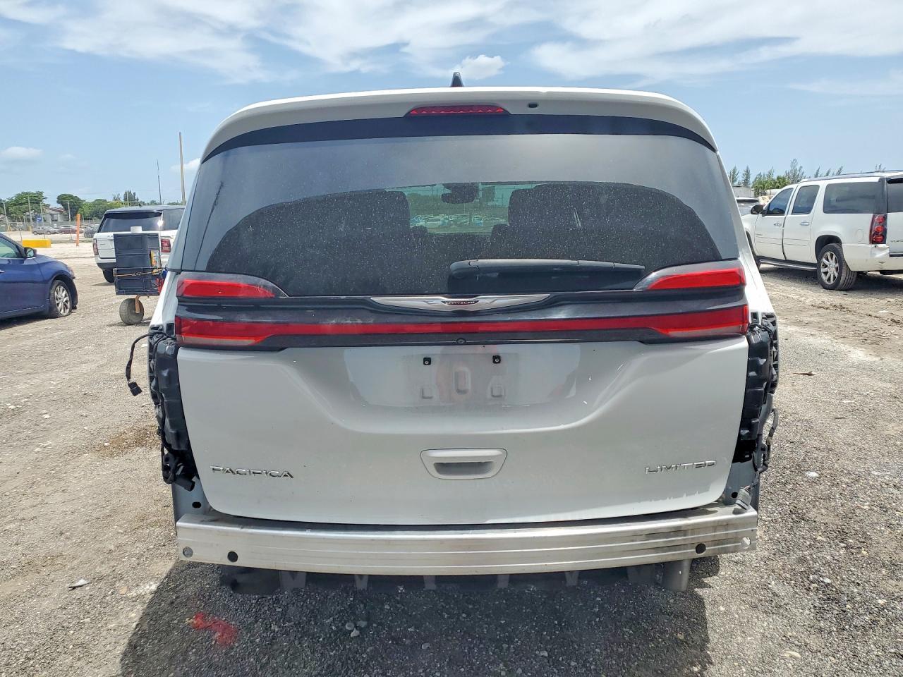 2024 Chrysler Pacifica Limited - Фото 6