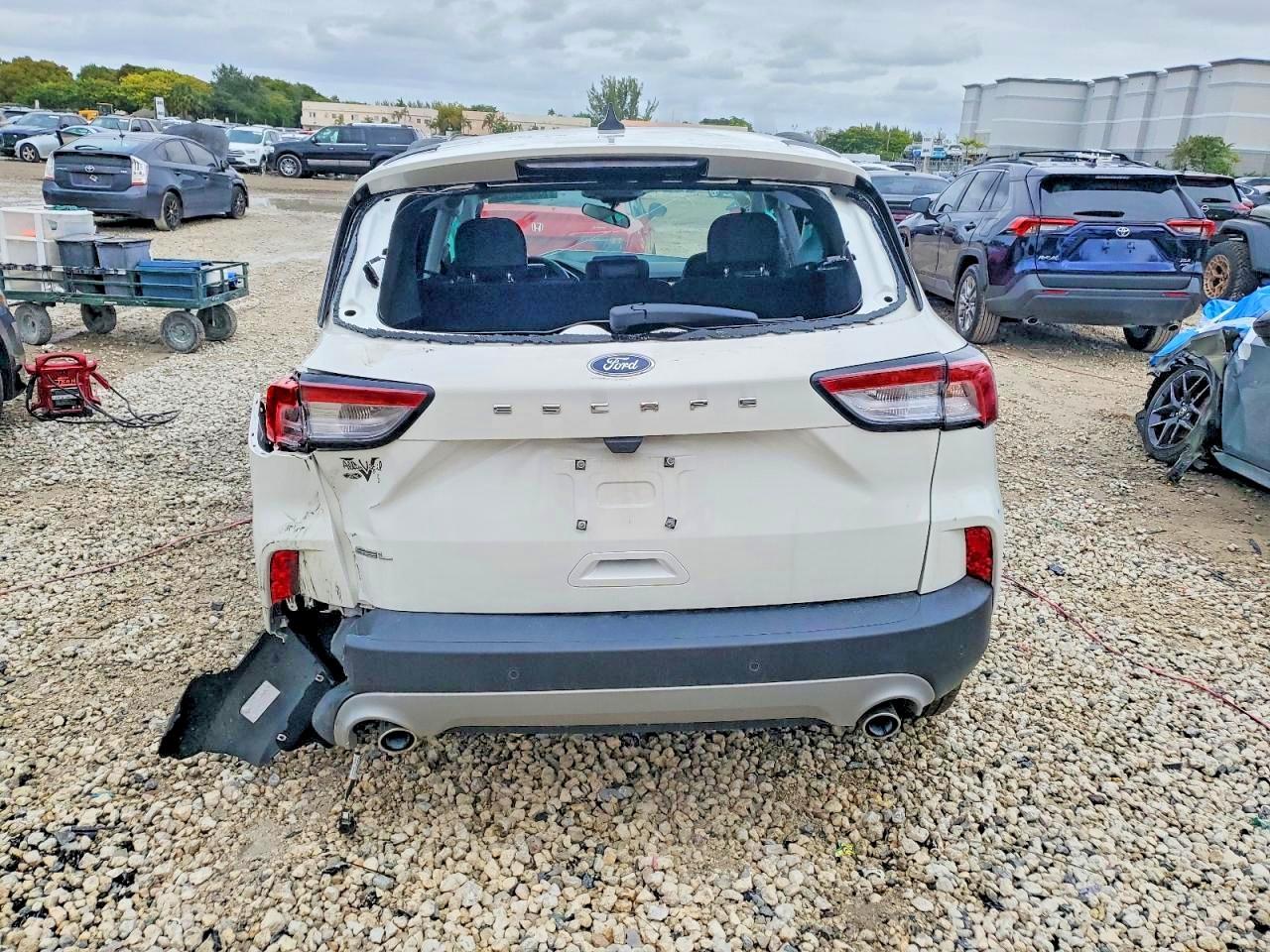 2022 Ford Escape Sel - Image 6