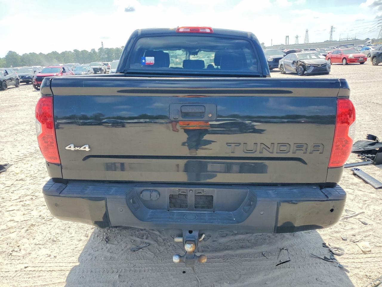 2019 Toyota Tundra Platinum - Image 6