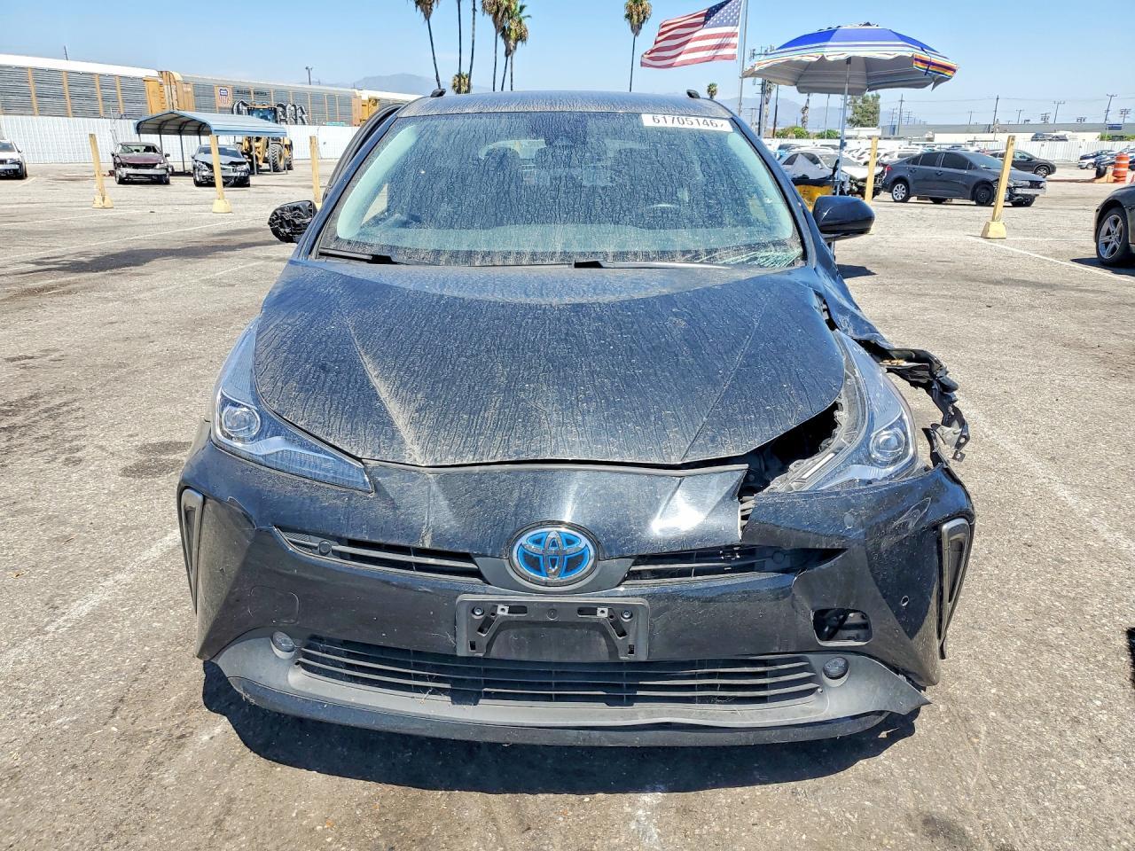 2022 Toyt Prius - Фото 5