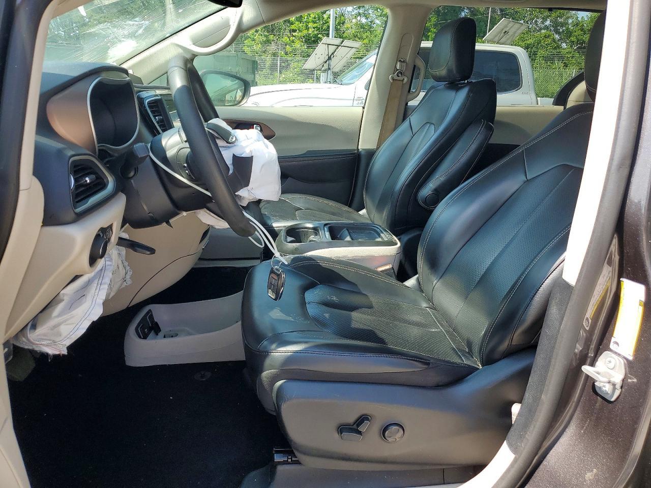 2020 Chrysler Voyager Lxi - Image 7