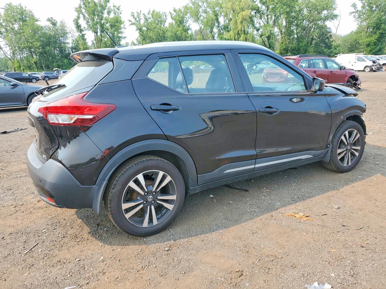 2019 Nissan Kicks Sr - Фото 3