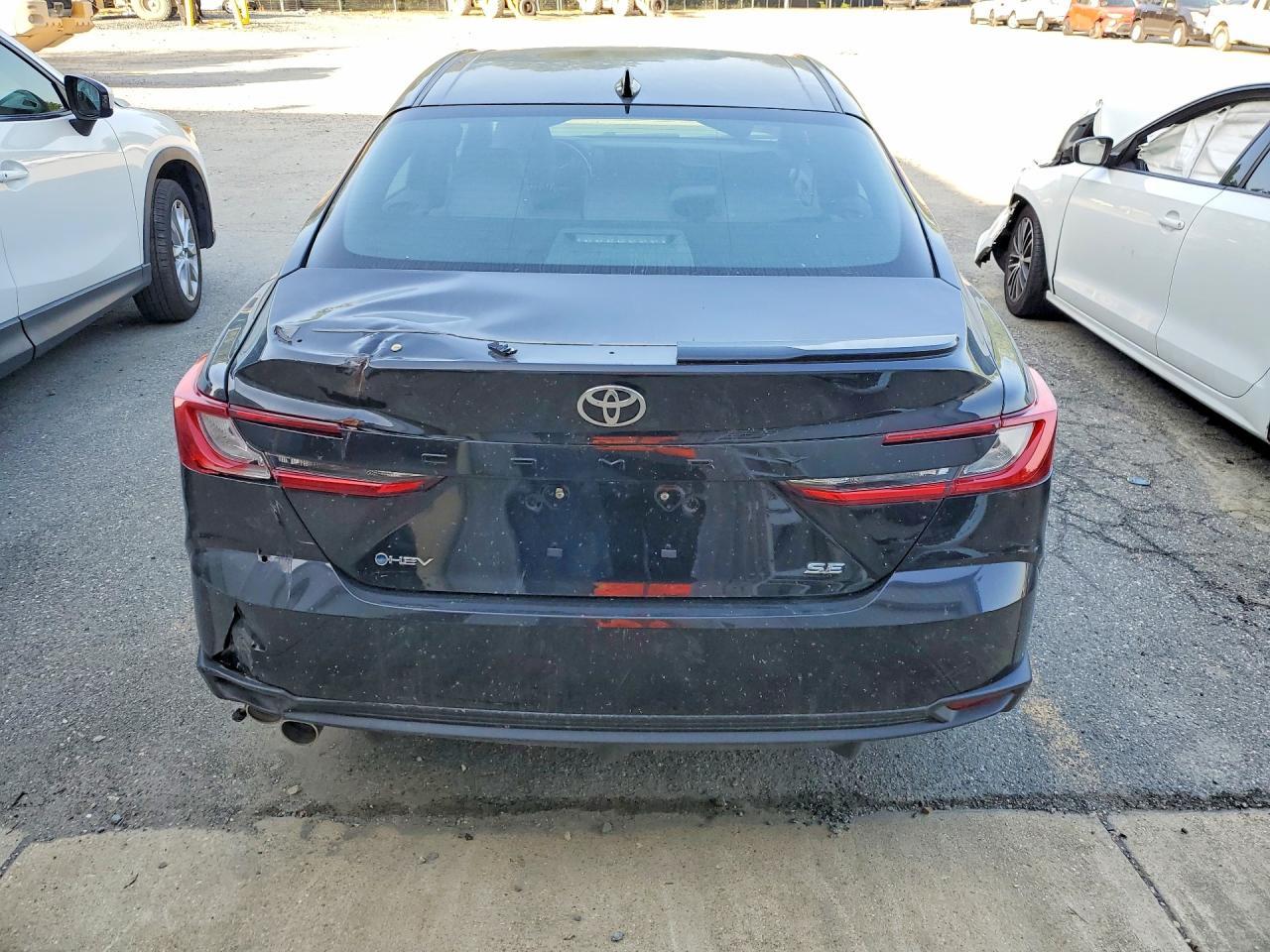 2025 Toyota Camry Xse - Image 6