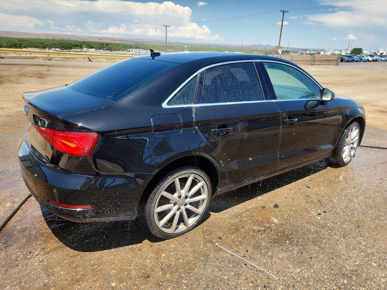 2016 Audi A3 Premium Plus - Фото 3