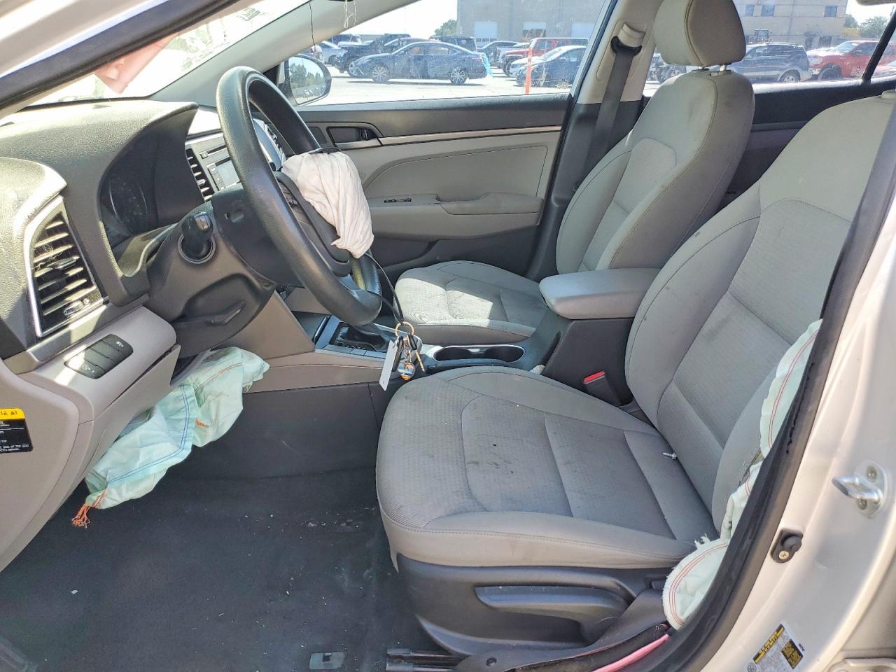 2017 Hyundai Elantra Se - Фото 7