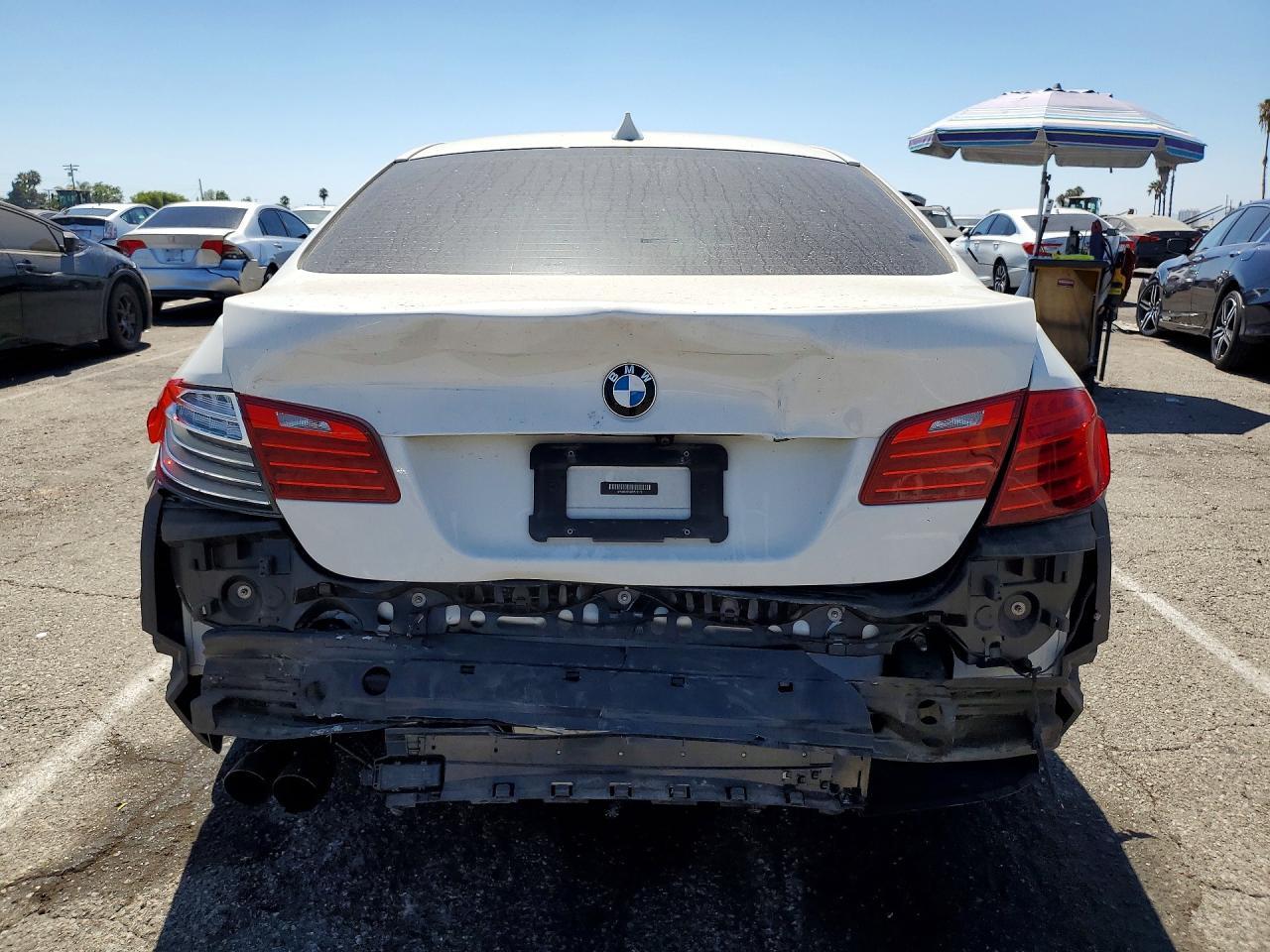 2015 BMW 528 I - Image 6