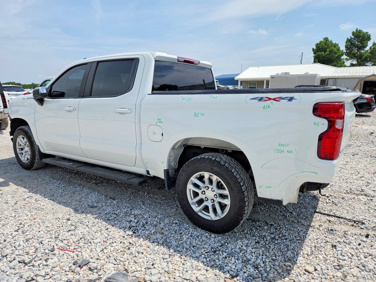 2023 Chevrolet Silverado K1500 Lt - Image 2