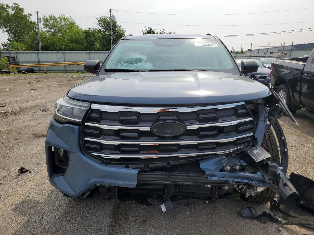 2025 Ford Explorer Active - Фото 5