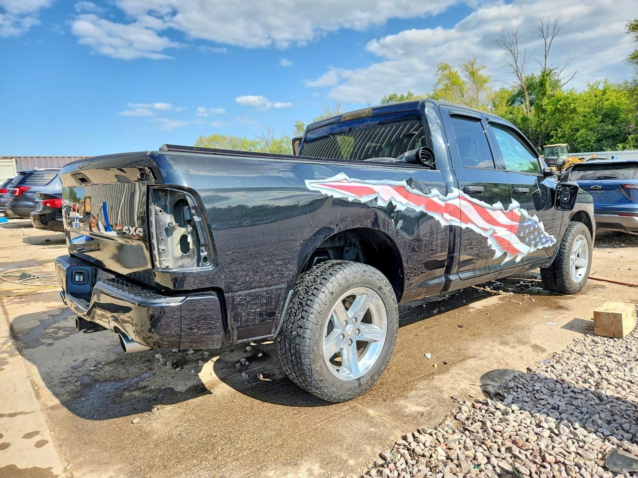 2017 Ram 1500 St - Image 3