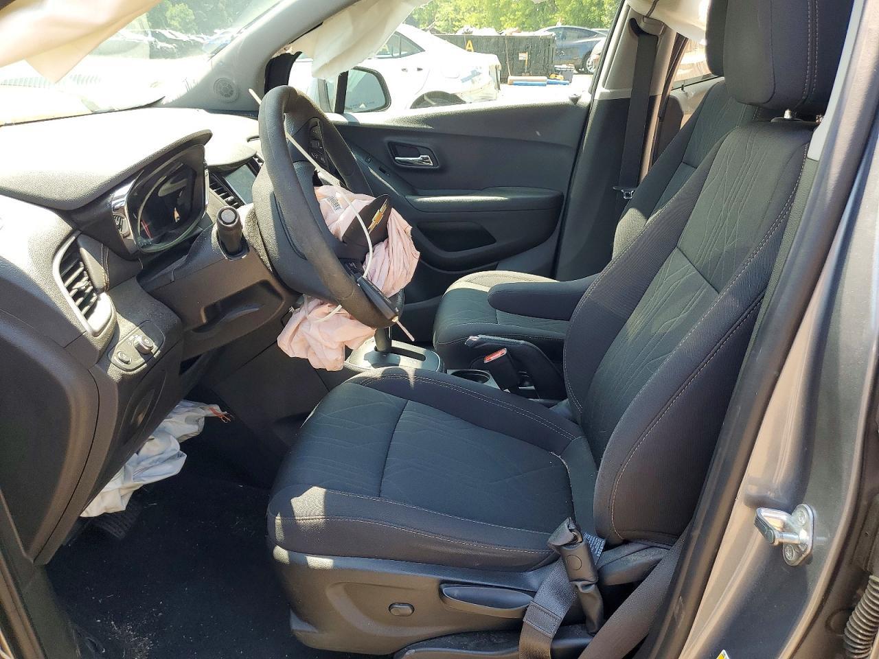 2020 Chevrolet Trax 1Lt - Image 7