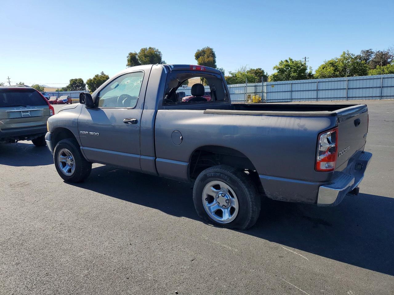 2002 Dodge Ram 1500 - Image 2