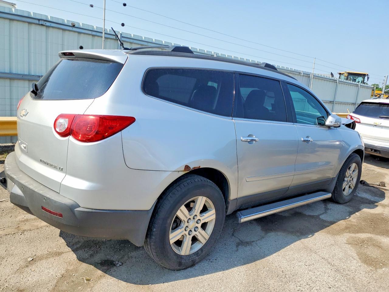 2012 Chevrolet Traverse Lt - Фото 3