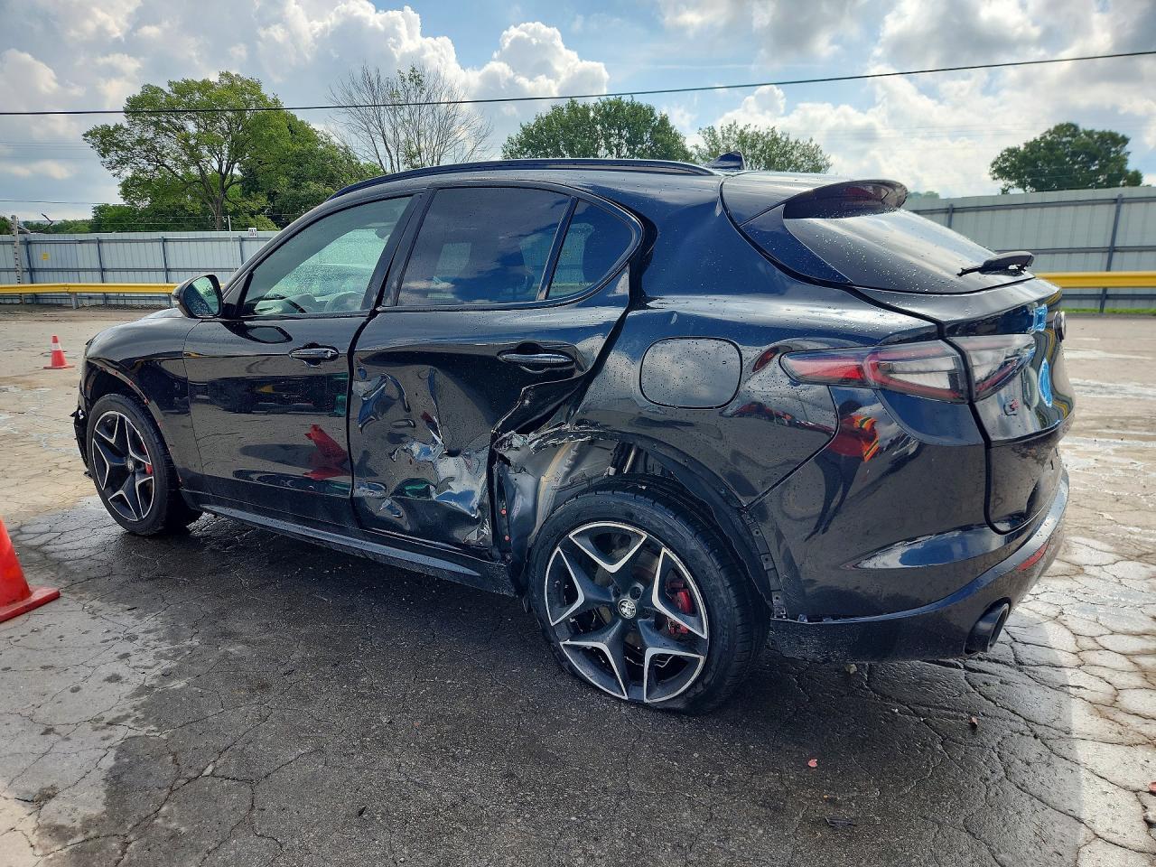 2020 Alfa Romeo Stelvio Ti - Фото 2