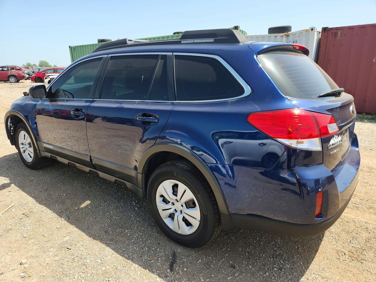 2010 Subaru Outback 2.5I - Image 2