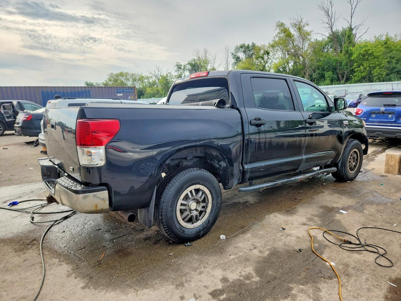 2010 Toyota Tundra Crewmax Sr5 - Image 3