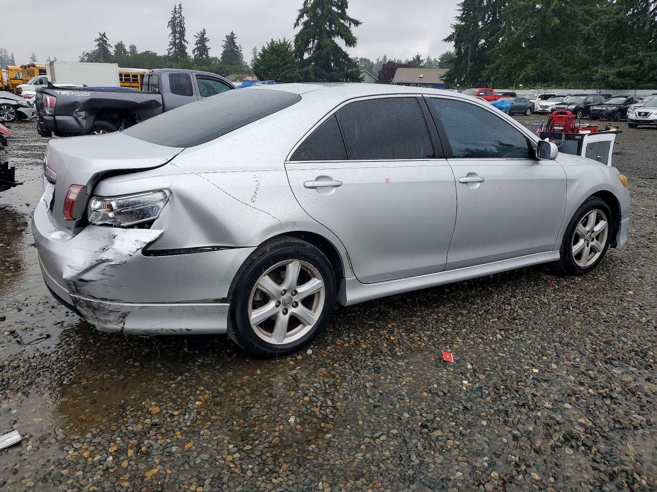 2008 Toyota Camry Se - Image 3