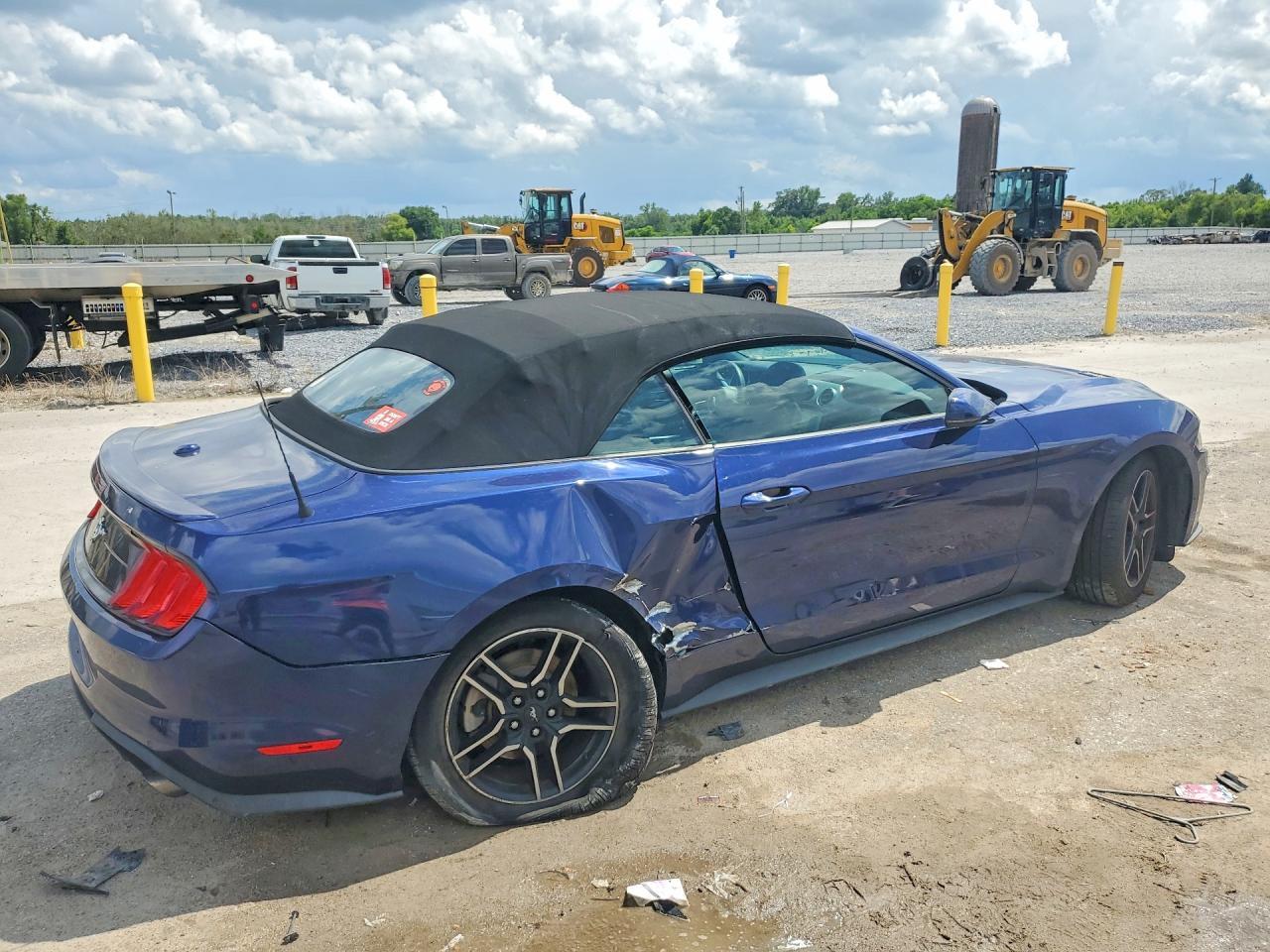 2020 Ford Mustang - Фото 3