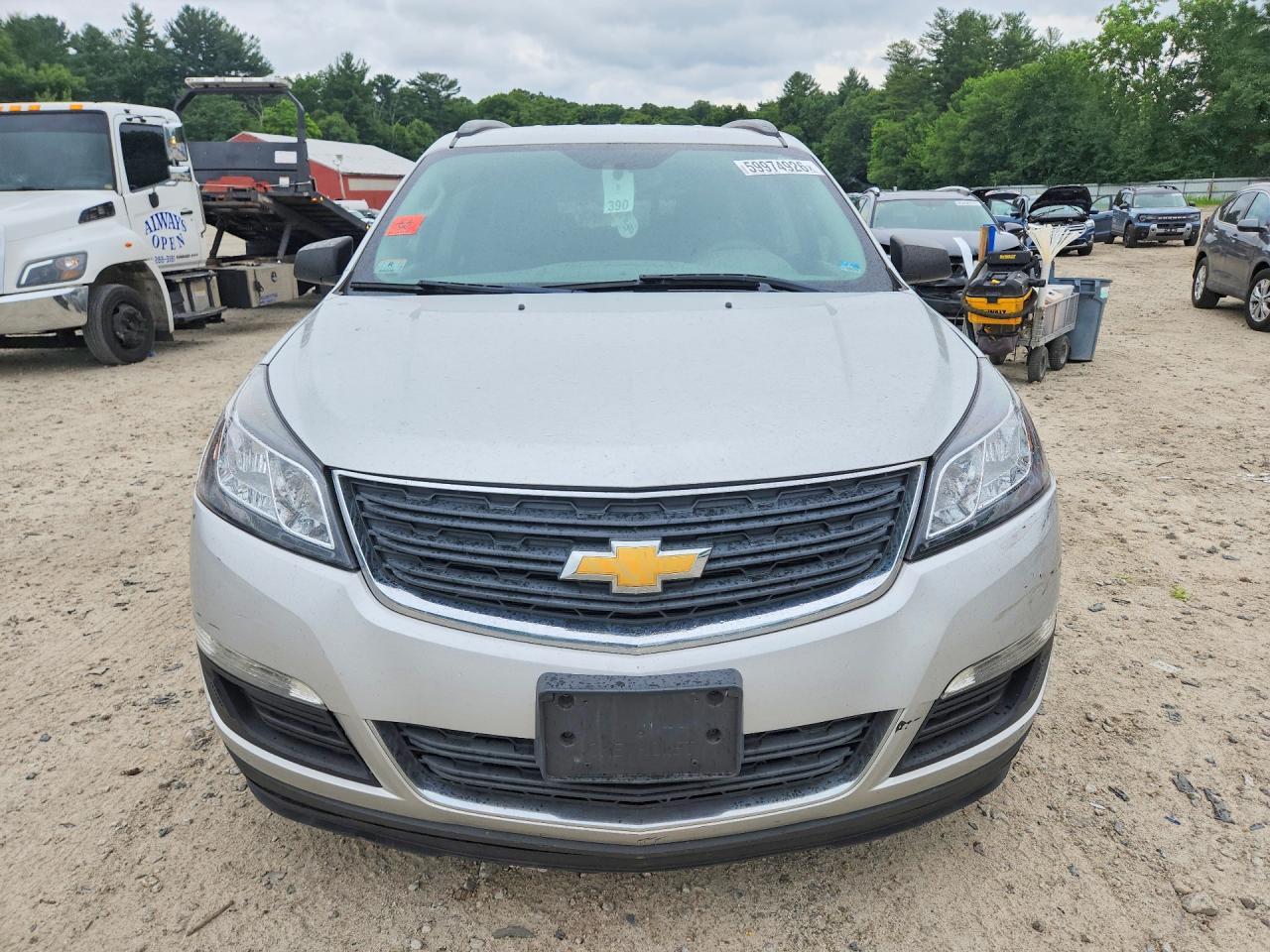 2016 Chevrolet Traverse Ls - Image 5