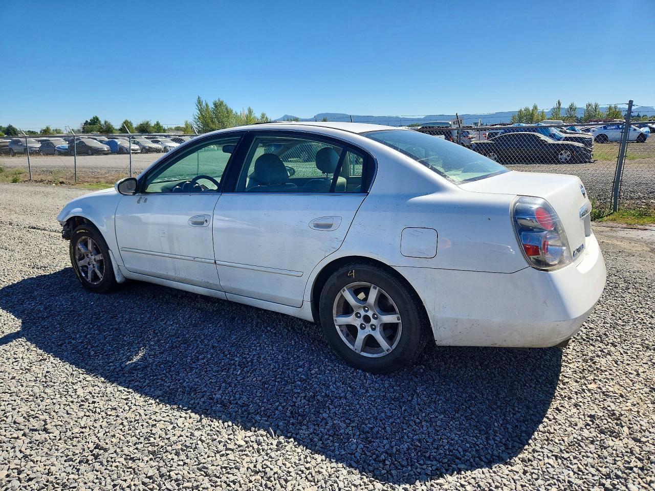 2006 Nissan Altima 3.5 Se - Фото 2