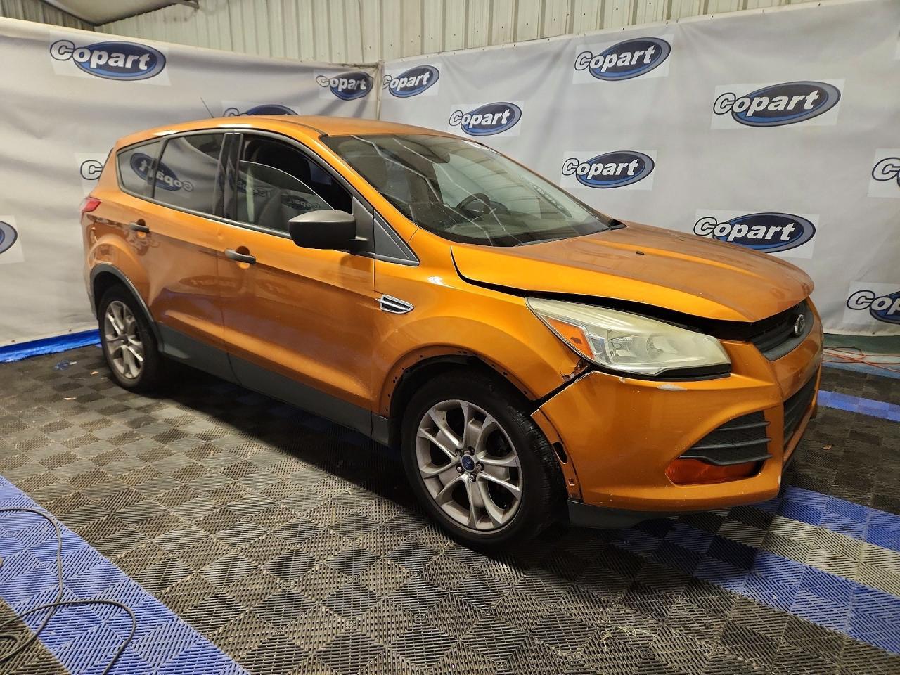 2016 Ford Escape S - Фото 4