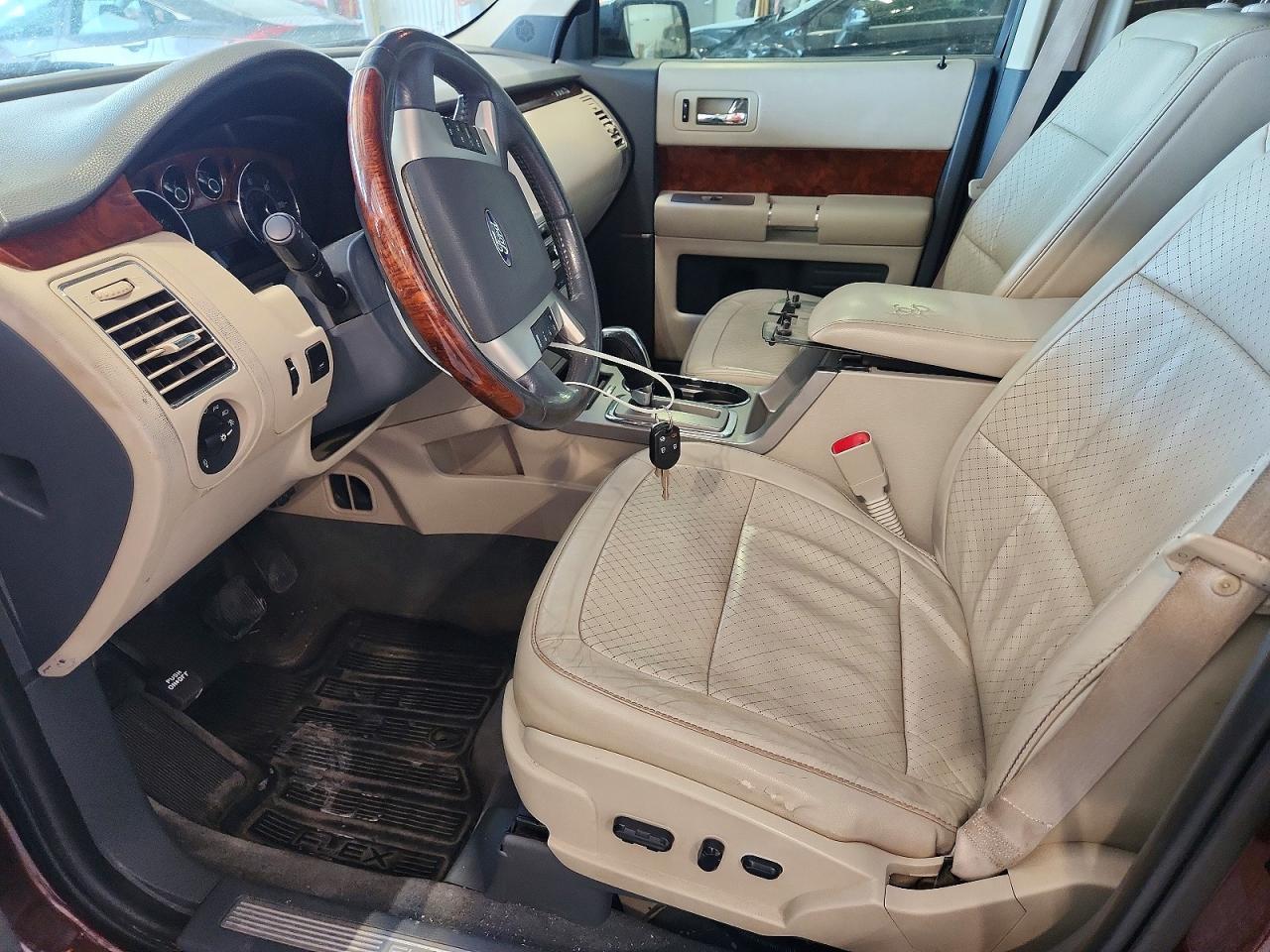 2009 Ford Flex Limited - Image 7