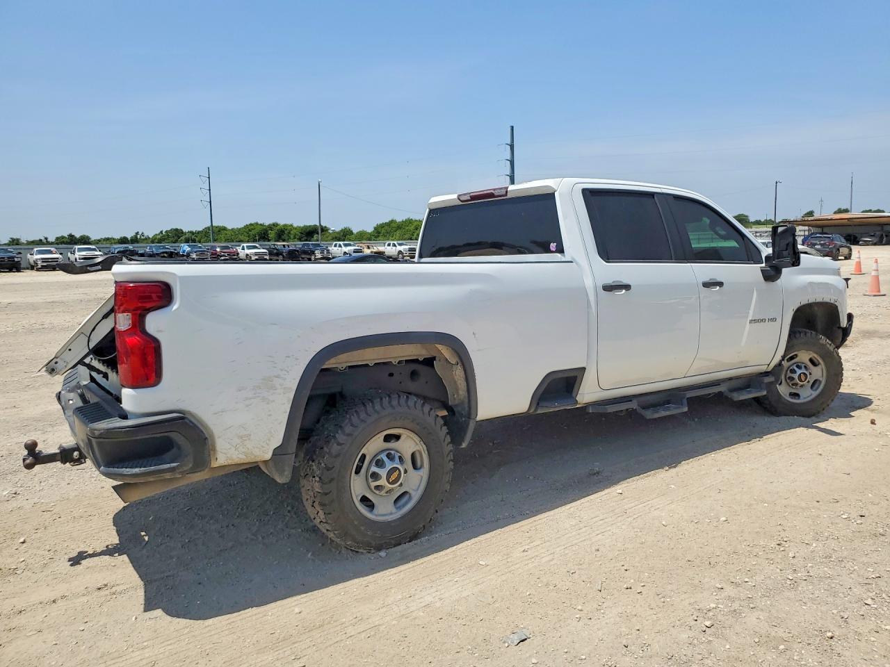 2020 Chevrolet Silverado C2500 Heavy Duty - Фото 3