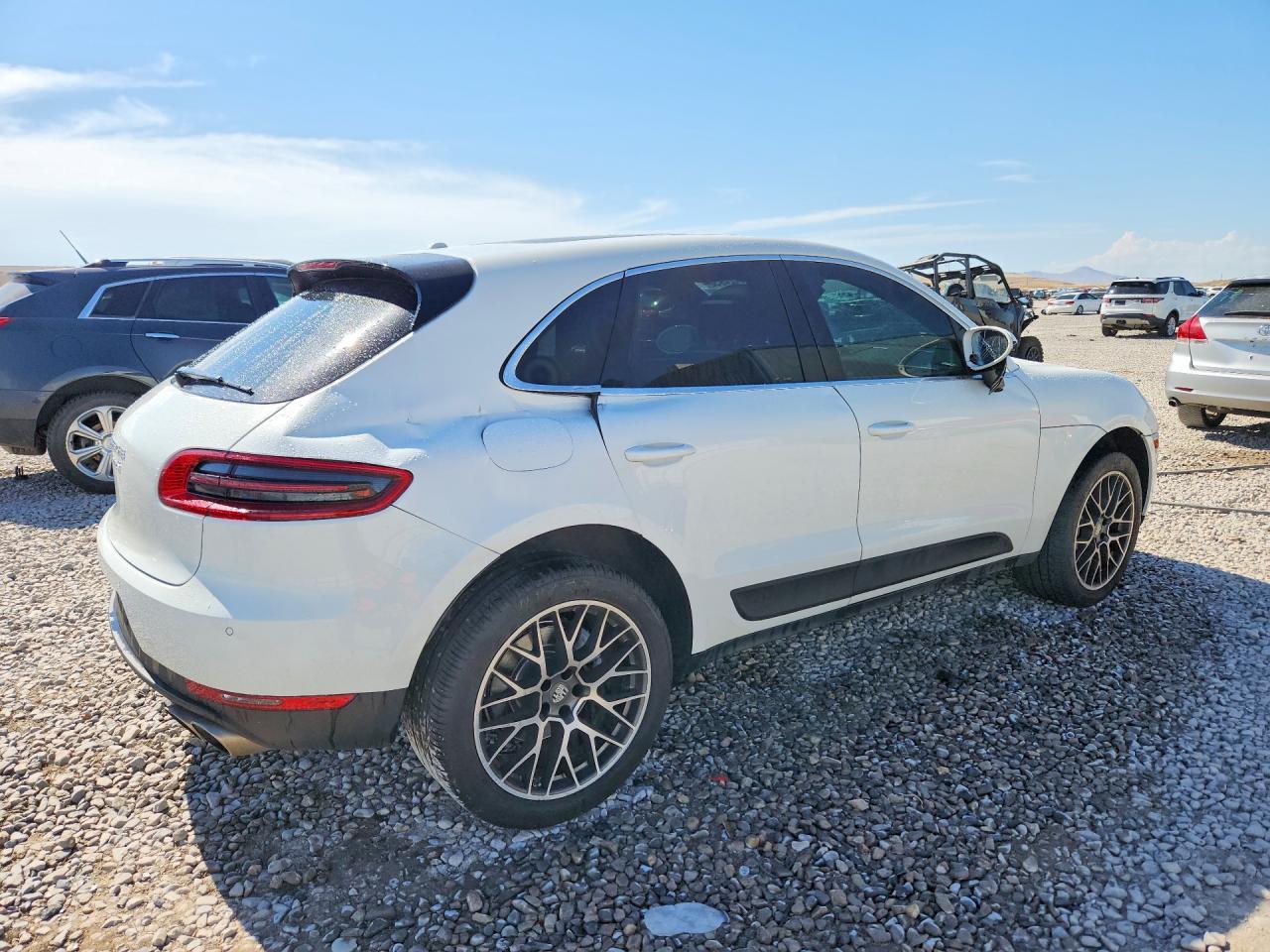 2018 Porsche Macan S - Image 3