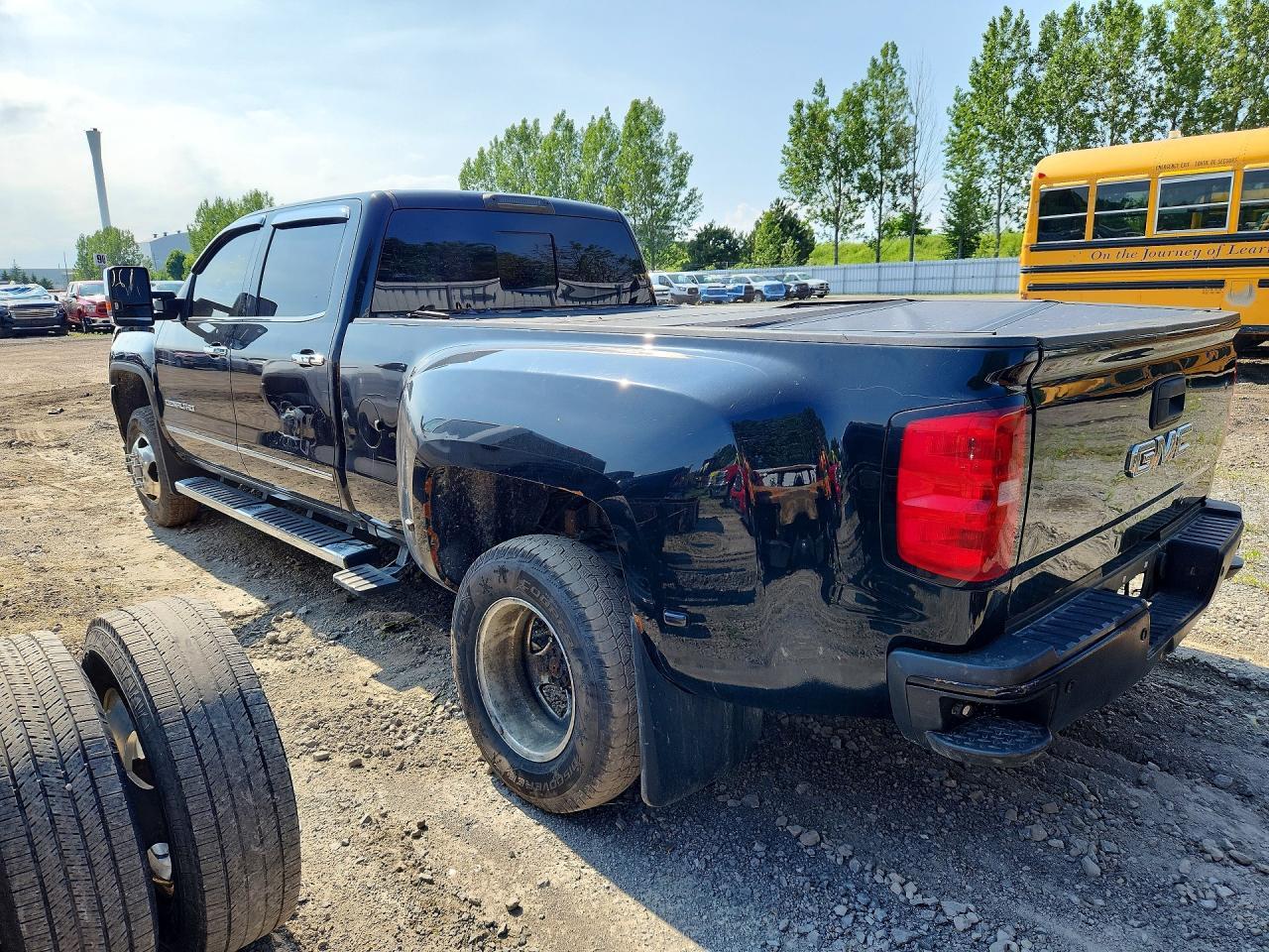 2019 GMC Sierra K3500 Denali - Image 2