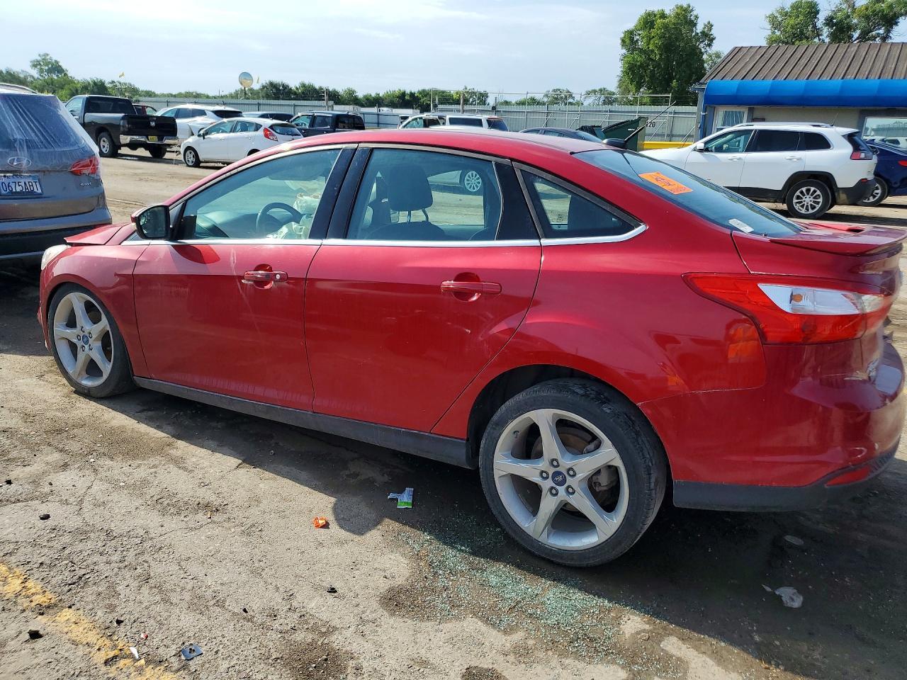 2012 Ford Focus Electric - Image 2