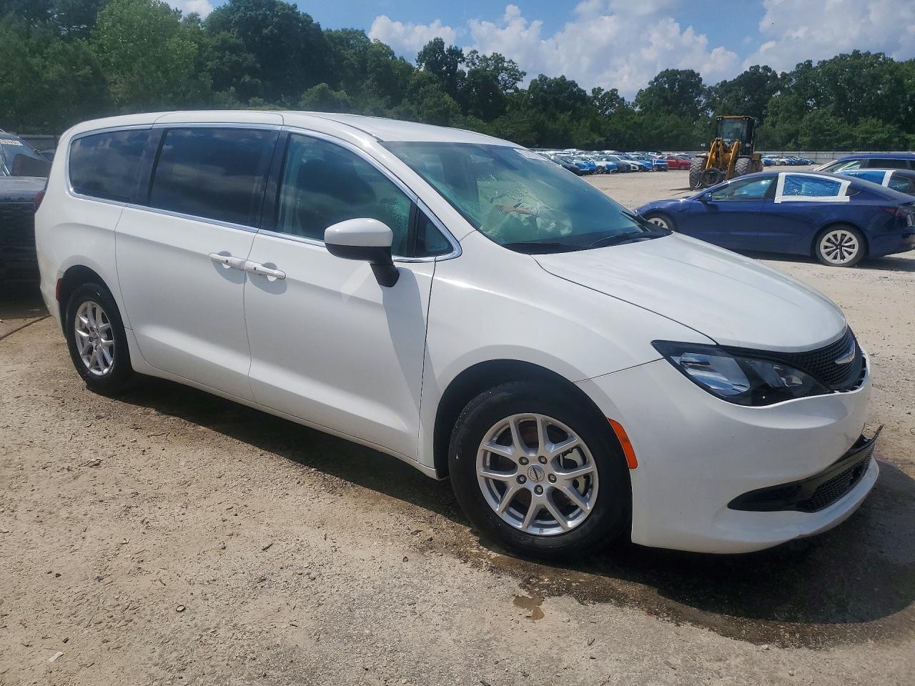2022 Chrysler Voyager Lx - Фото 4