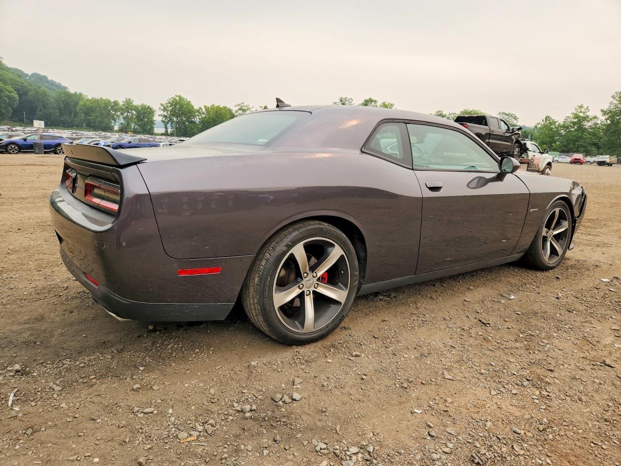 2015 Dodge Challenger Sxt - Фото 3