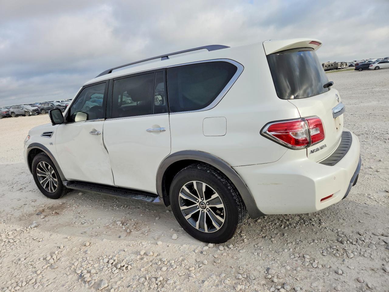 2019 Nissan Armada Sl - Фото 2
