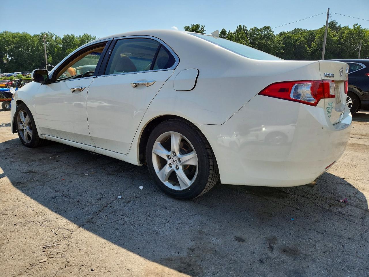 2010 Acura Tsx - Image 2