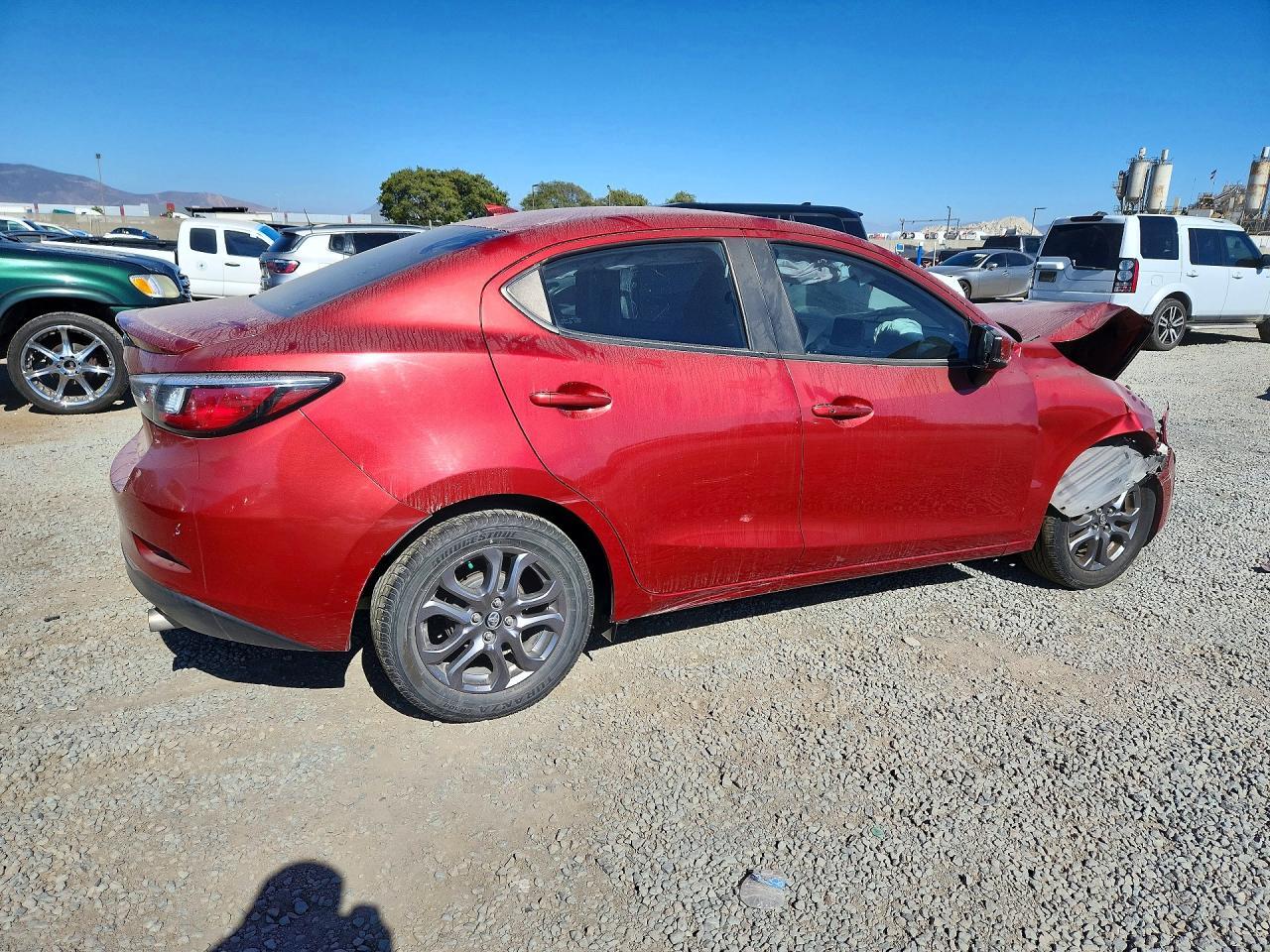 2019 Toyota Yaris - Image 3