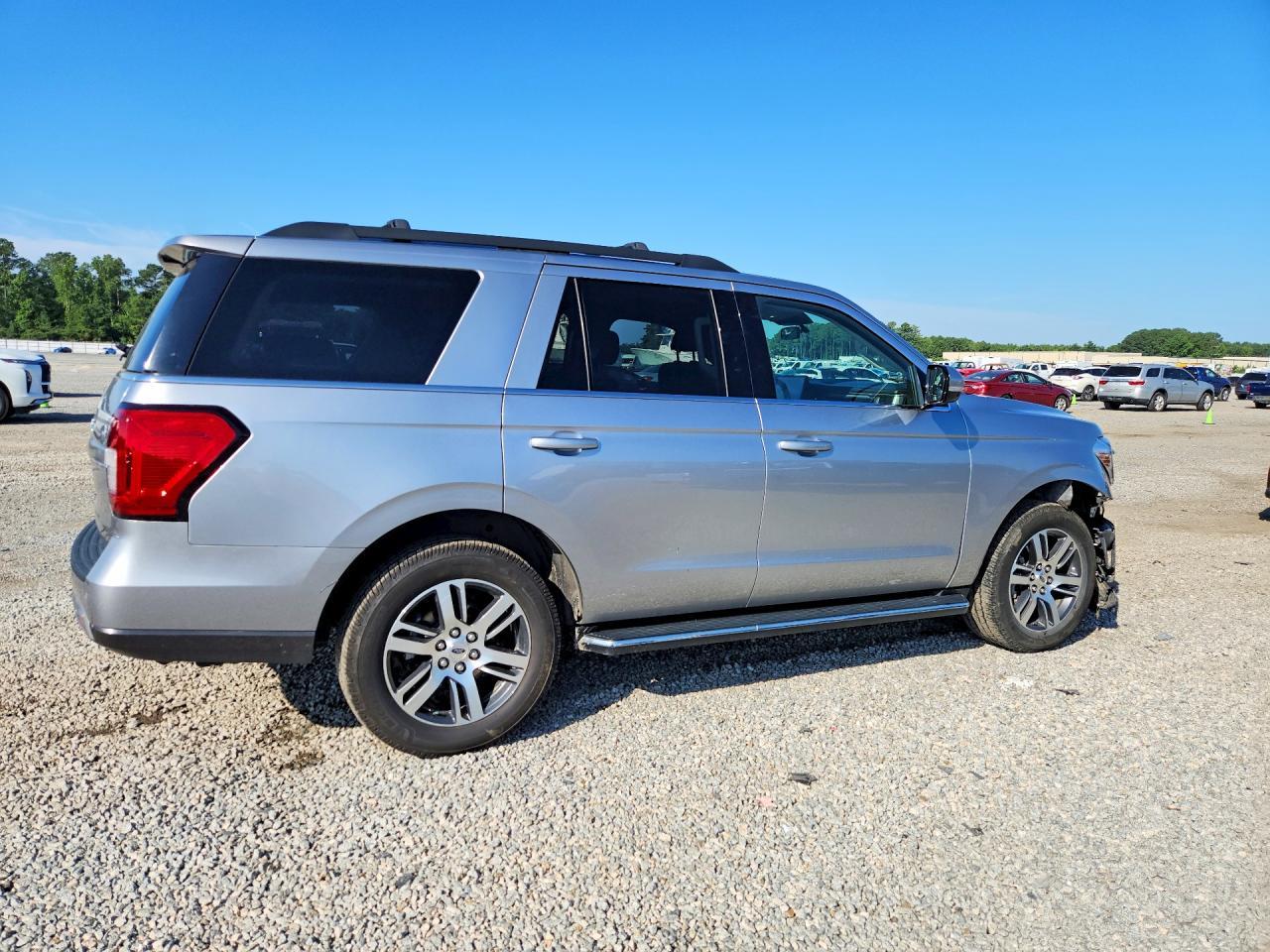 2022 Ford Expedition Xlt - Image 3