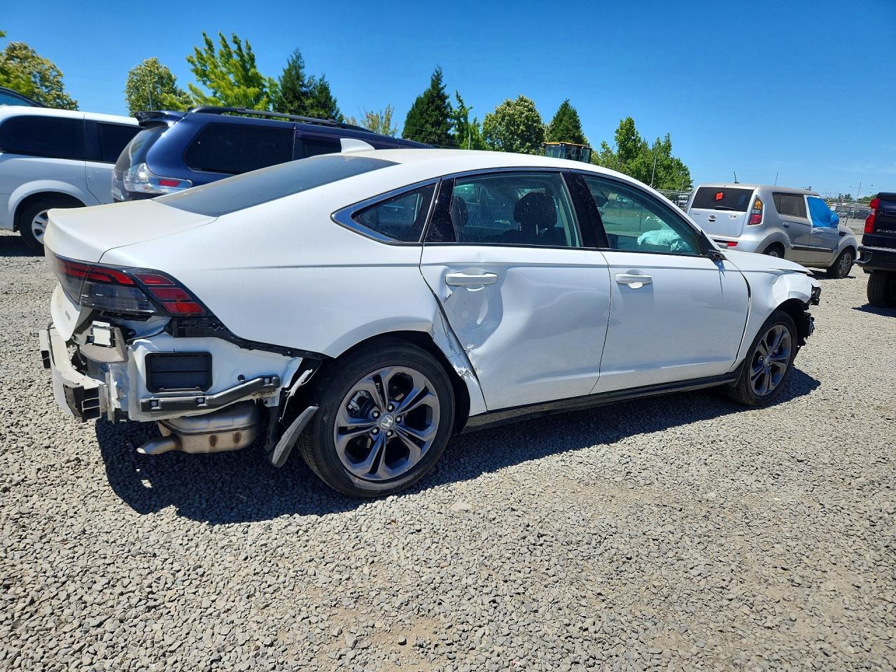 2025 Honda Accord Hybrid Exl - Фото 3