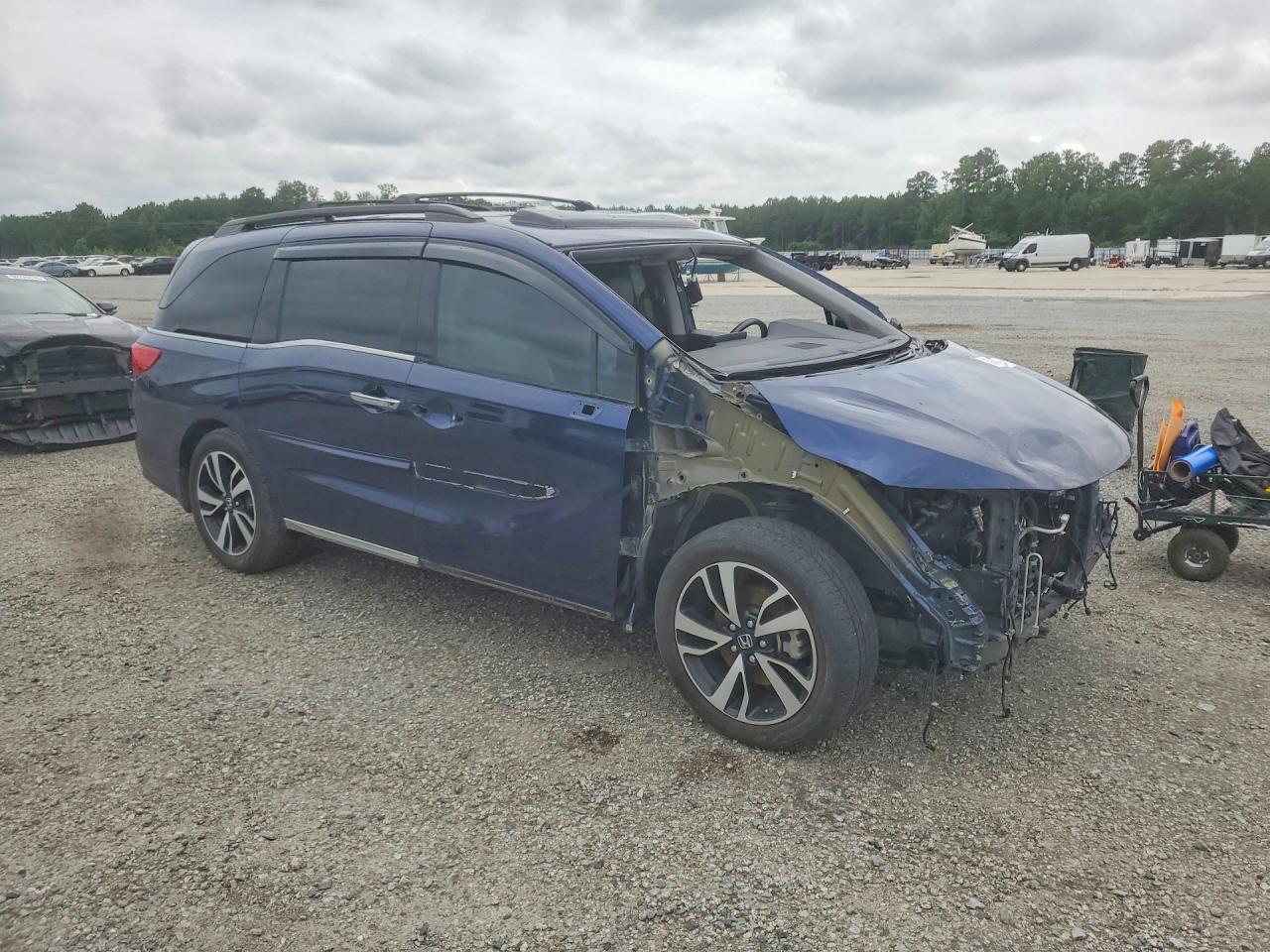 2020 Honda Odyssey Elite - Image 4