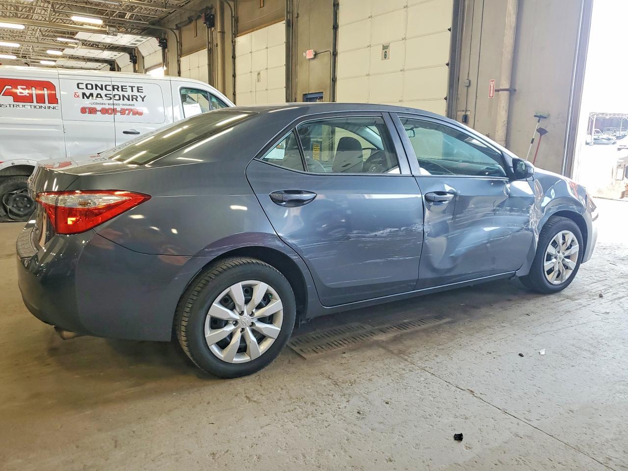2015 Toyota Corolla Le - Фото 3